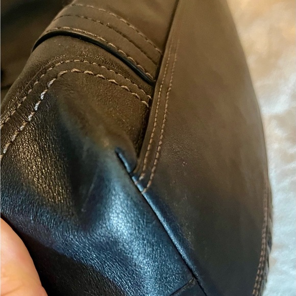 COACH Soft Black Leather Bag Purse Silver Hardware Clean Very Gently Used - Picture 14 of 15